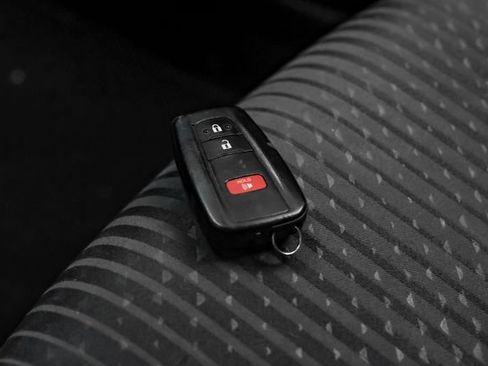 Used 2017 Toyota Prius Three FWD image 50