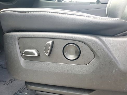 Used 2022 Cadillac Escalade Sport w/ Touring Package image 21