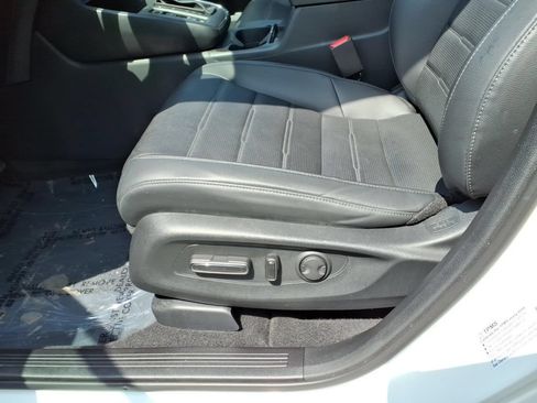 Used 2024 Honda CR-V EX-L image 16