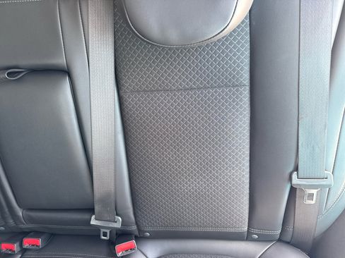 Used 2021 Buick Encore Preferred image 21