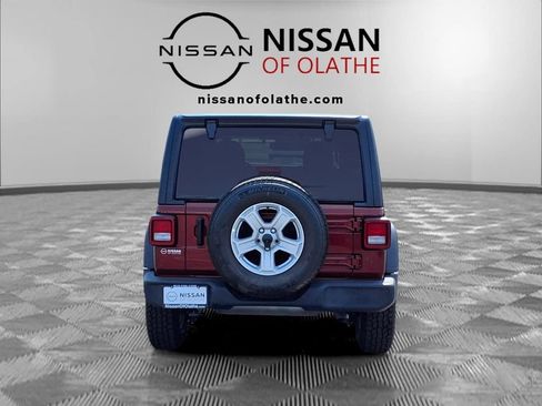 Used 2021 Jeep Wrangler Unlimited Sport AWD/4WD image 24