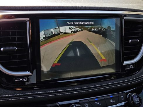 New 2026 Chrysler Pacifica Select FWD image 18