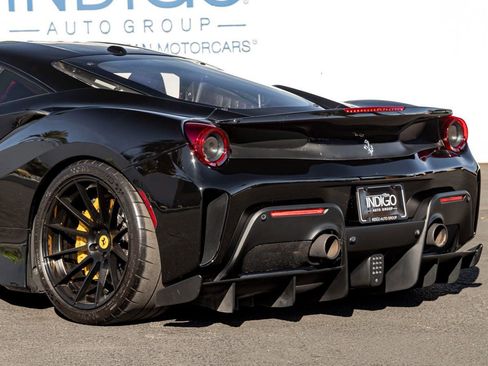 Used 2020 Ferrari 488 Pista Coupe image 10