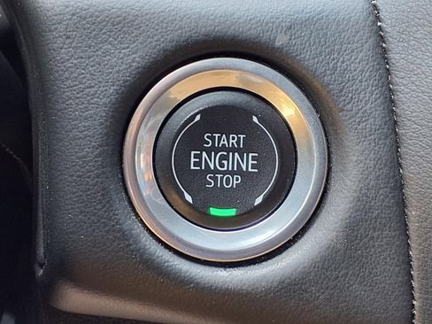 Used 2024 Chevrolet Tahoe LT image 8