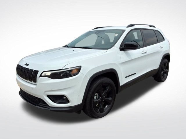 Used 2023 Jeep Cherokee Altitude Lux w/ Mopar Interior Package AWD/4WD image 3