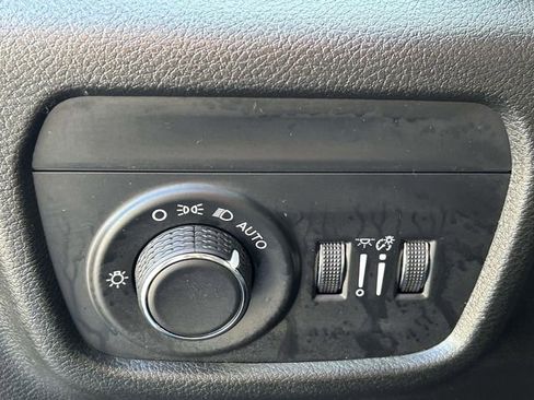 Used 2023 Jeep Grand Cherokee L Laredo w/ Luxury Tech Group I AWD/4WD image 14