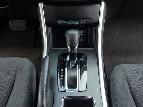 Used 2015 Honda Accord EX image 22