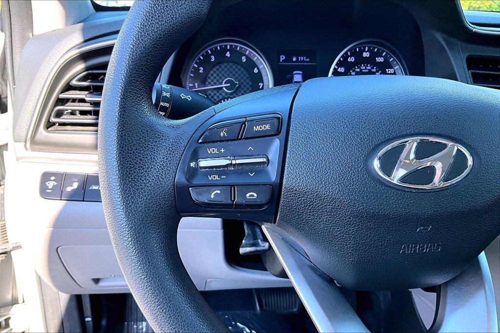 Used 2020 Hyundai Elantra SEL FWD image 13