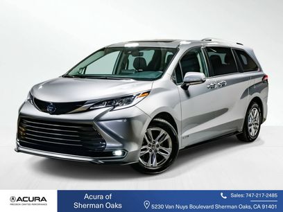 Used 2021 Toyota Sienna Limited