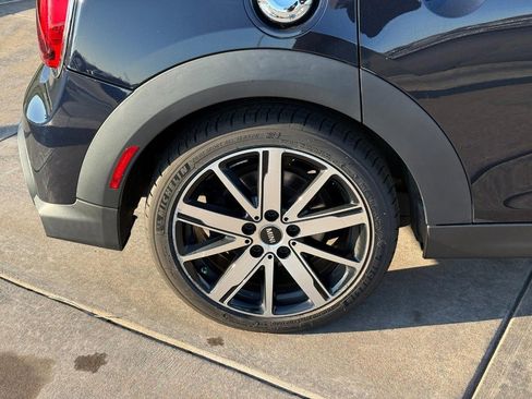 Used 2022 MINI Cooper S w/ Driver Assistance Package image 7