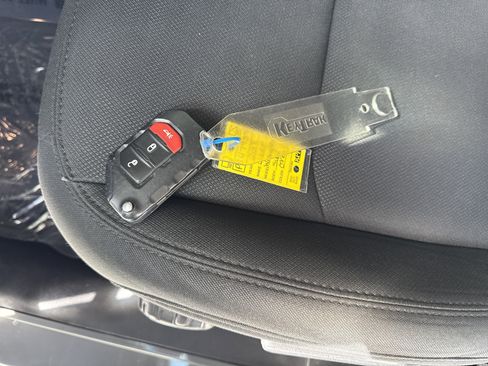 Used 2018 Jeep Wrangler Unlimited Sport S image 34