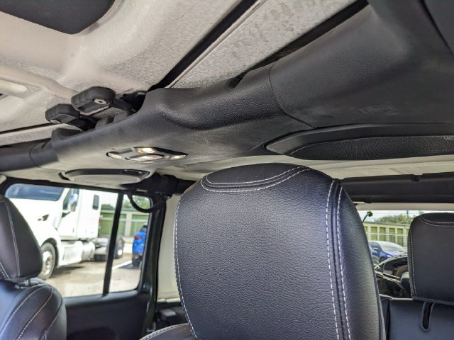 Used 2021 Jeep Wrangler Unlimited Sport AWD/4WD image 22
