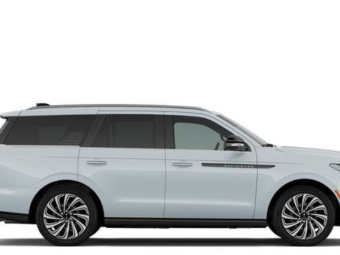 New 2026 Lincoln Navigator Black Label AWD/4WD image 5