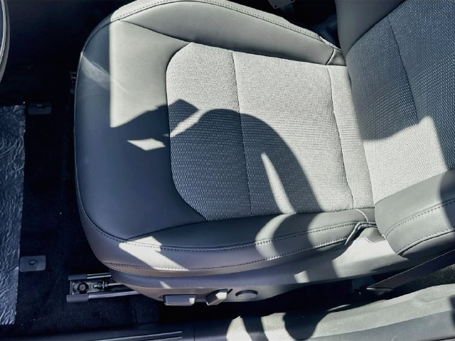 New 2026 Kia Niro Wind FWD image 19