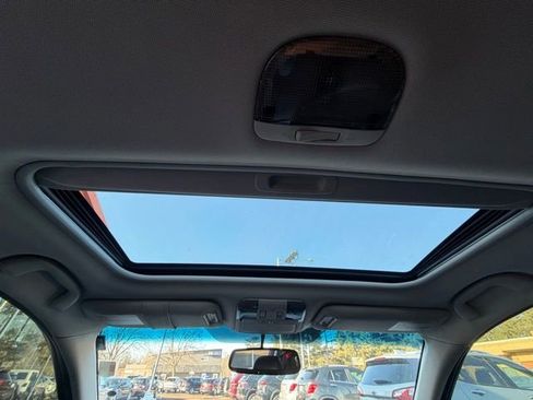 Used 2013 Subaru Legacy 3.6R Limited image 18