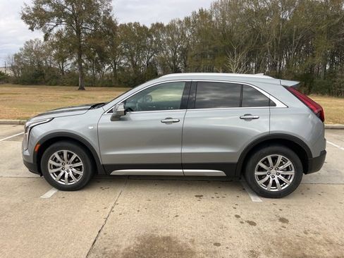 Used 2023 Cadillac XT4 Premium Luxury w/ Cold Weather Package image 2