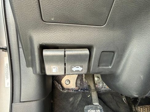 Used 2020 Nissan Murano SV AWD/4WD image 18