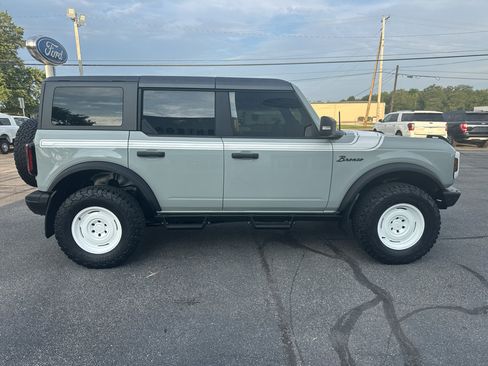 Used 2021 Ford Bronco Badlands AWD/4WD image 2