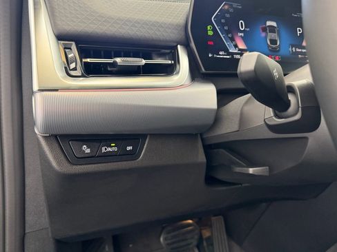 Used 2025 BMW X2 xDrive28i w/ Technology Package image 36