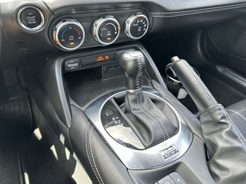Used 2025 MAZDA MX-5 Miata RF Grand Touring RWD image 20