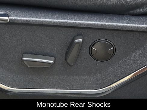 Used 2022 Ford F150 Lariat image 35