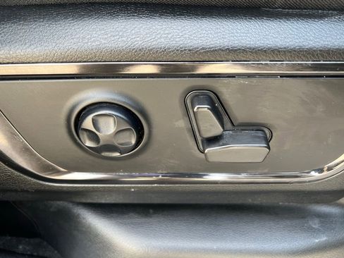 Used 2023 RAM 1500 Limited w/ Night Edition image 13