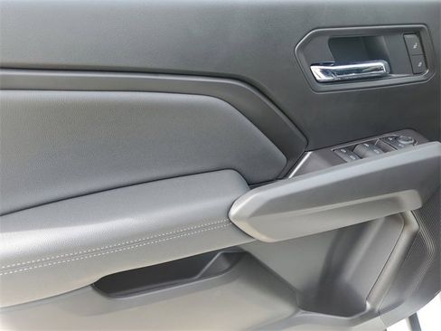 New 2025 GMC Canyon Elevation w/ Convenience Package image 9