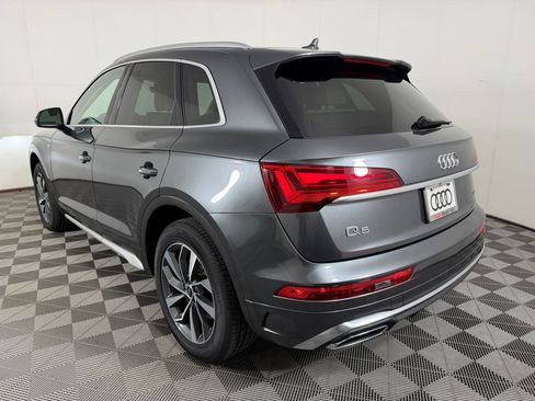 Used 2022 Audi Q5 2.0T Premium Plus w/ Premium Plus Package AWD/4WD image 3