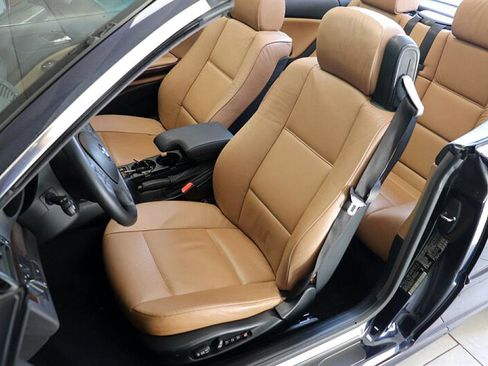 Used 2004 BMW 325Ci Convertible image 25