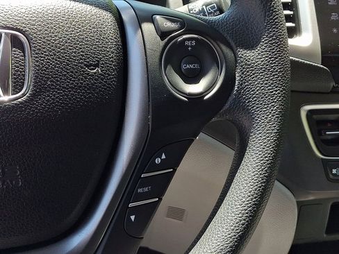Used 2017 Honda Pilot EX image 23