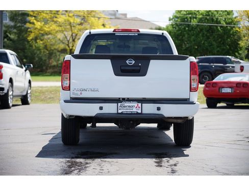 Used 2019 Nissan Frontier S image 4