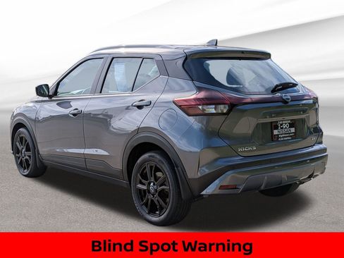 Certified 2023 Nissan Kicks SV FWD image 11
