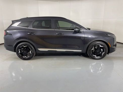 New 2026 Kia Sportage EX w/ EX Panorama Roof Package image 9