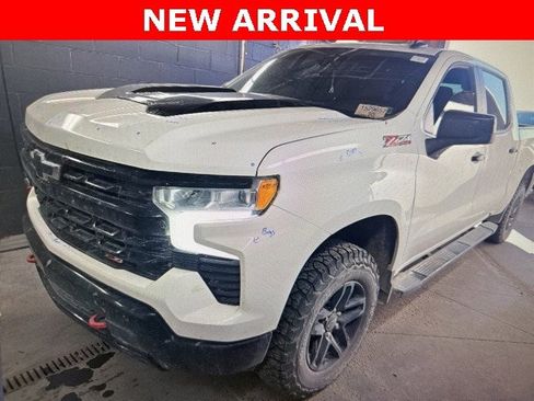 Used 2023 Chevrolet Silverado 1500 LT Trail Boss w/ Protection Package image 4