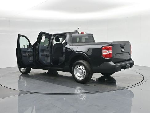 New 2025 Ford Maverick XL w/ Equipment Group 102A image 31