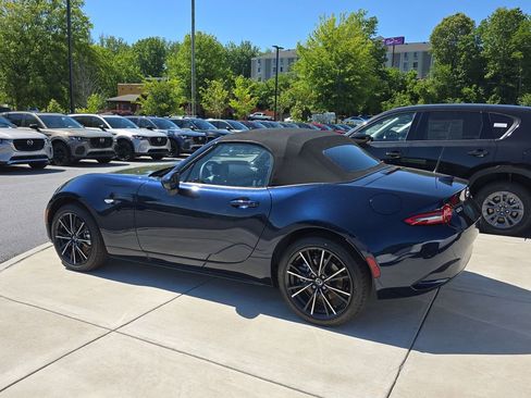 New 2026 MAZDA MX-5 Miata Grand Touring RWD image 4