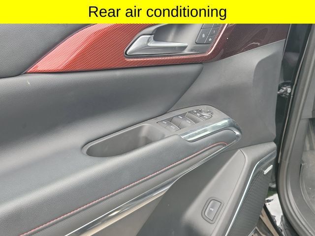 Used 2025 Chevrolet Traverse RS w/ LPO, Floor Liner Package AWD/4WD image 21