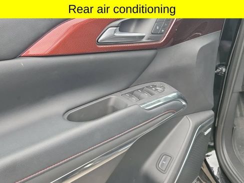Used 2025 Chevrolet Traverse RS w/ LPO, Floor Liner Package AWD/4WD image 21