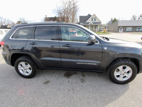 Used 2015 Jeep Grand Cherokee Laredo w/ Quick Order Package 23E image 7