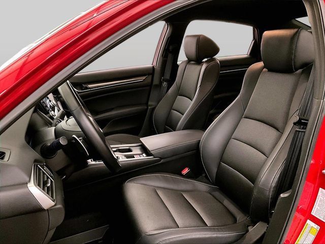 Used 2018 Honda Accord Sport image 24