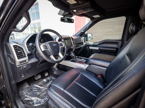 Used 2018 Ford F150 Lariat w/ Equipment Group 502A Luxury AWD/4WD image 13
