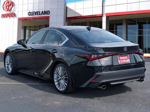 Used 2023 Lexus IS 300 AWD w/ Premium Package image 7