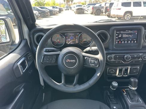 Used 2023 Jeep Wrangler Sport S image 7