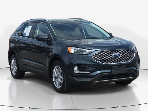 Used 2023 Ford Edge SEL w/ Convenience Package AWD/4WD image 3