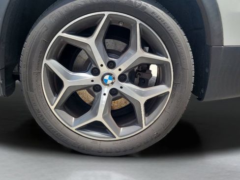 Used 2018 BMW X1 sDrive28i FWD image 12