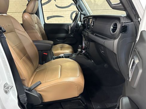 Used 2021 Jeep Wrangler Unlimited Sahara w/ Uconnect 4C Nav & Sound Group image 22