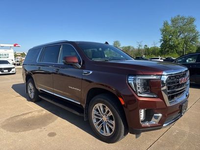 Used 2022 GMC Yukon XL SLT w/ SLT Premium Package