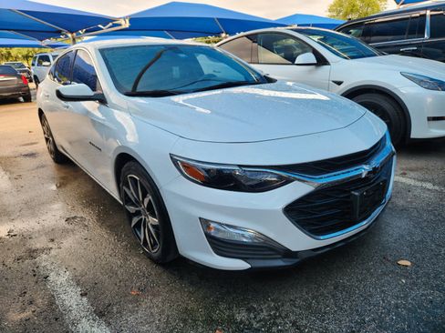 Used 2020 Chevrolet Malibu RS FWD image 1