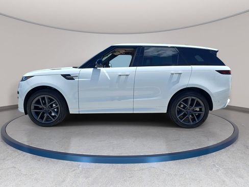 Certified 2026 Land Rover Range Rover Sport Dynamic SE AWD/4WD image 8