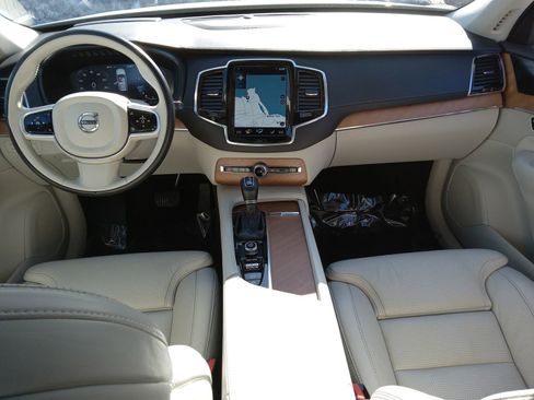 Used 2020 Volvo XC90 T6 Inscription image 15